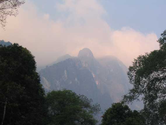 Nang Noon Chiang Dao